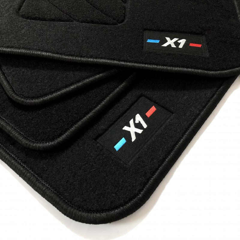 Gummimatte Fußmatte VORNE FAHRER von RUBBER MAT passt für BMW X1 e84 2008-2015