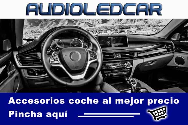 Por qué la luz del interior del coche se queda encendida cuando cierras?