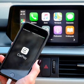 CarPlay Car - Connect your Iphone to the Car